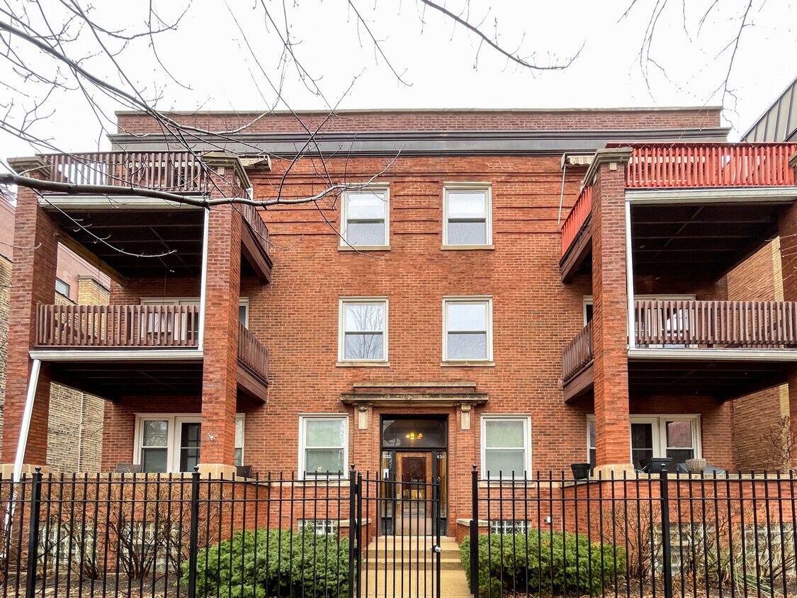 632 W Aldine Ave Unit 2E, Chicago, IL 60657 Apartment for Rent in