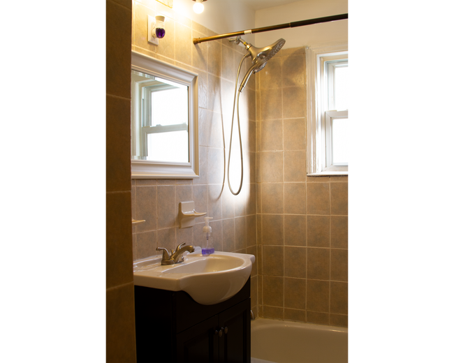 Bathroom - 31 Broadway