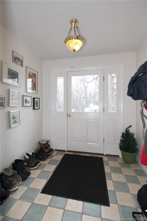 Foto del edificio - 192 Hale Rd