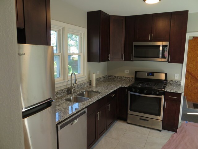 Building Photo - 1359 Kaskaskia Ave