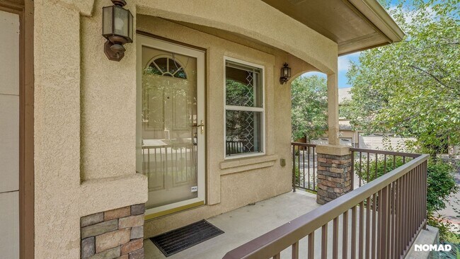 Foto del edificio - Charming 3BR Townhome in Colorado Springs