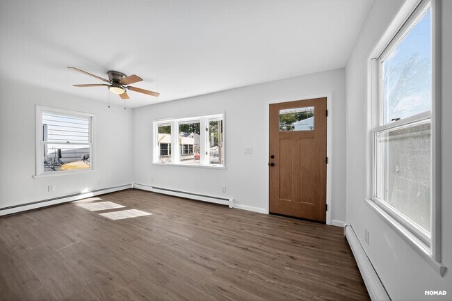 Foto del edificio - 23 Euclid Ave