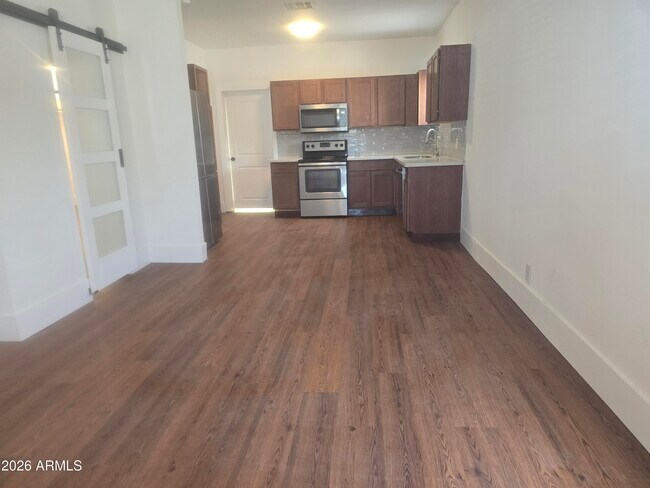 Foto del edificio - 3816 N 6th St