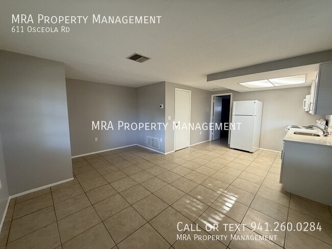 Foto del edificio - 611 Osceola Rd