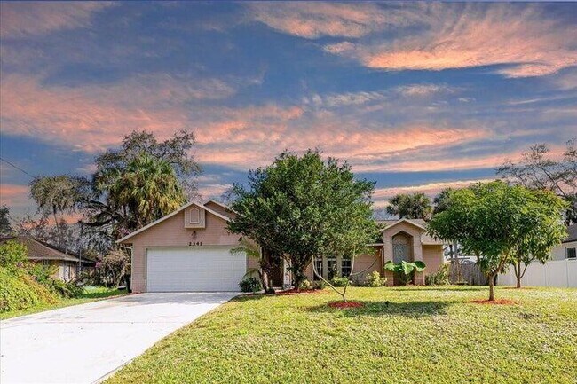 Foto del edificio - 2341 SW Independence Rd
