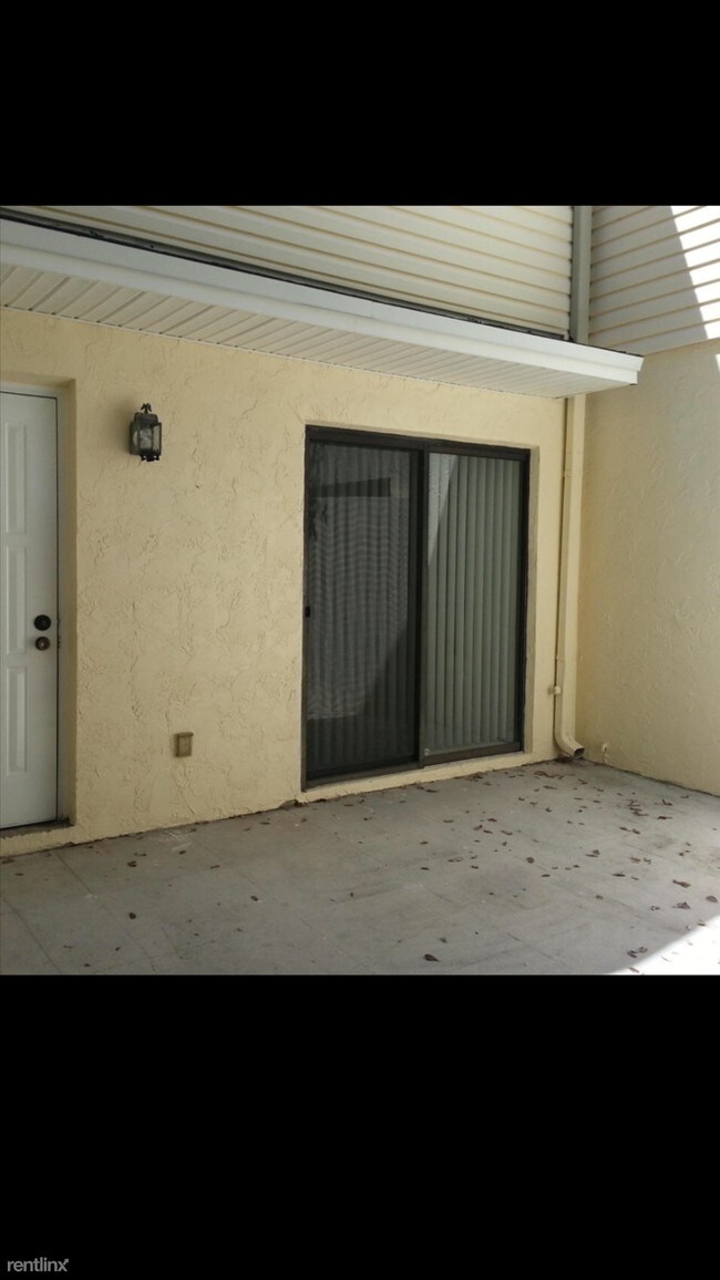 Building Photo - 629 Executive Center Dr