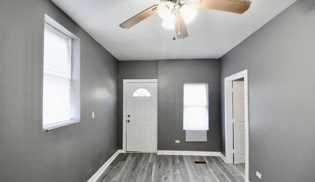 Building Photo - 2457 W 47th Pl
