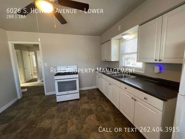 Building Photo - 6026 S Howell Ave