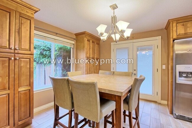 Building Photo - 4 Bed, 2.5 Baths Home in Hazel Dell Near R...