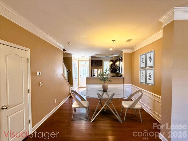 Building Photo - 8636 Beaver Creek Dr