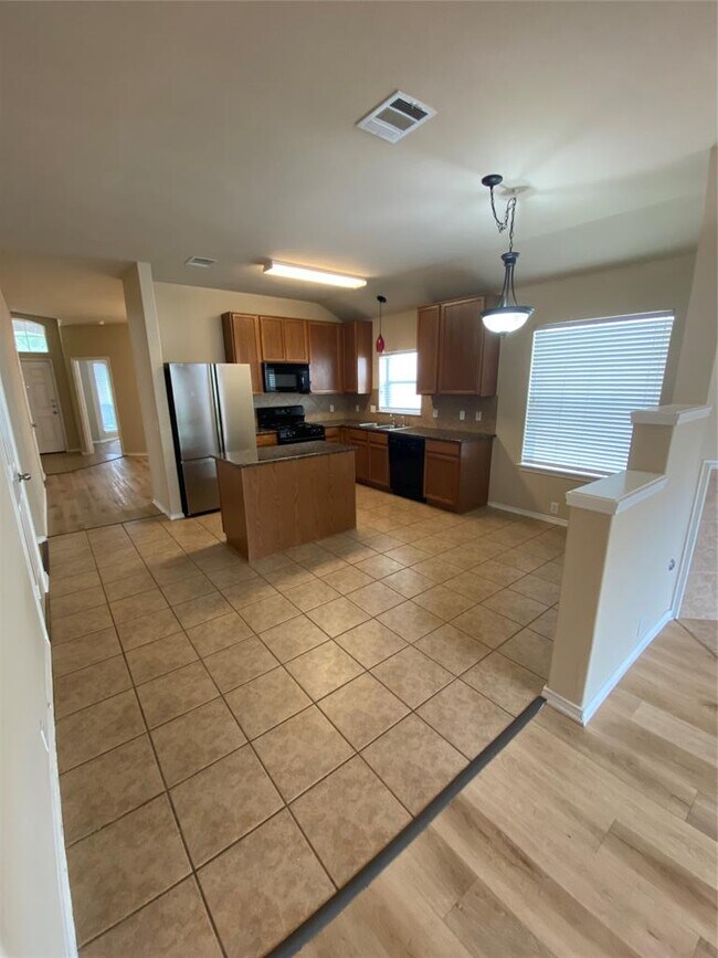 Foto del edificio - 2307 Paradise Ridge Dr