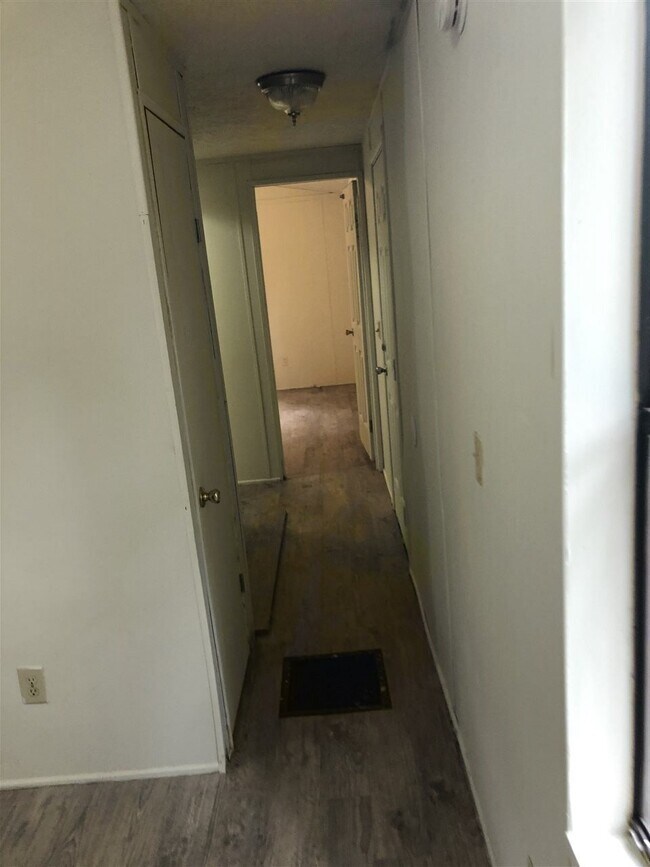 Foto del edificio - 1634 Rankin Ave