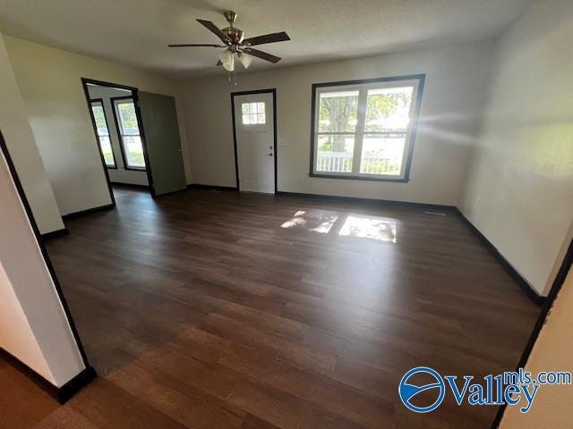 Foto del edificio - 704 7th St NE