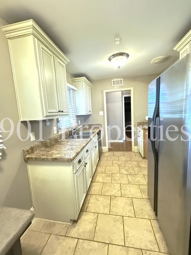 Building Photo - 1533 Cranford Rd