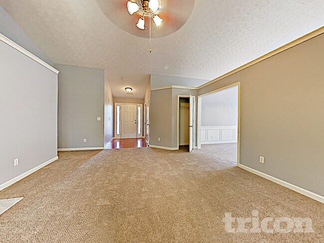 Building Photo - 3206 Millash Run NE