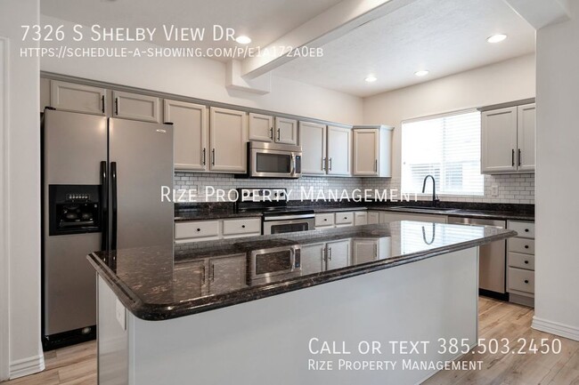 Foto del edificio - 7326 Shelby View Dr