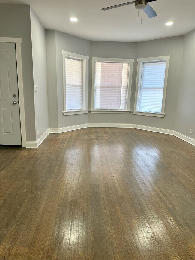 Living Room View - 314 N Latrobe Ave