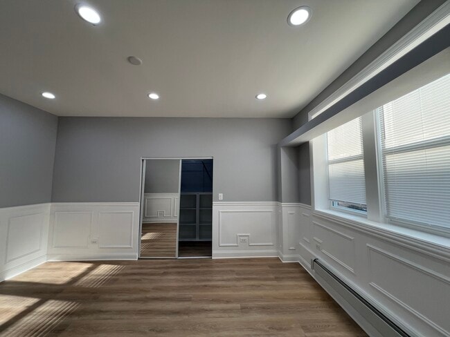 Foto del edificio - 4427 N Seeley Ave