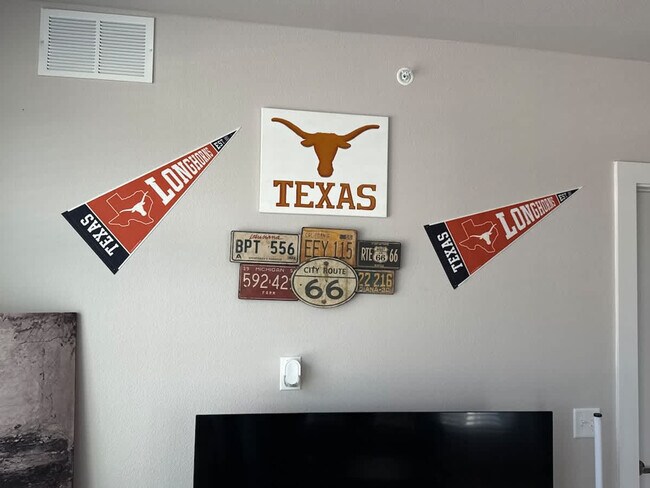 Building Photo - 12208 Tech Ridge Blvd