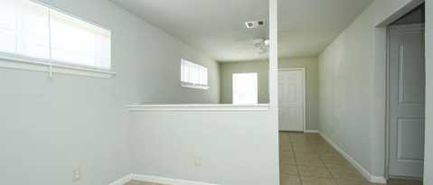 Foto del edificio - 8934 Duane St