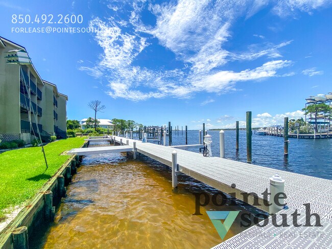 Foto del edificio - 14100 River Rd