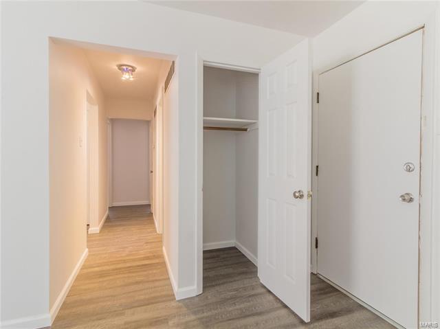 Building Photo - 10118 Puttington Dr