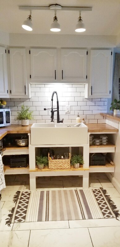 Foto del edificio - 1656 Shively Rd