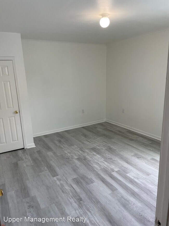 Building Photo - 3 br, 2 bath Apartment - 2612 - 2614 Sonia...