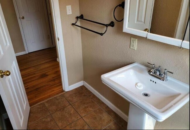 Foto del edificio - 3 bedroom in DERBY KS 67037