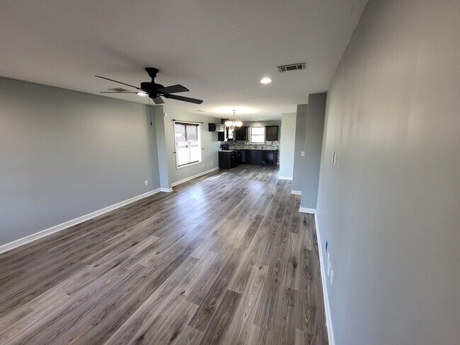 Foto del edificio - 162 Wexford Way