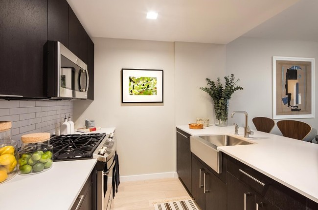 Foto del edificio - 535 W 43rd St