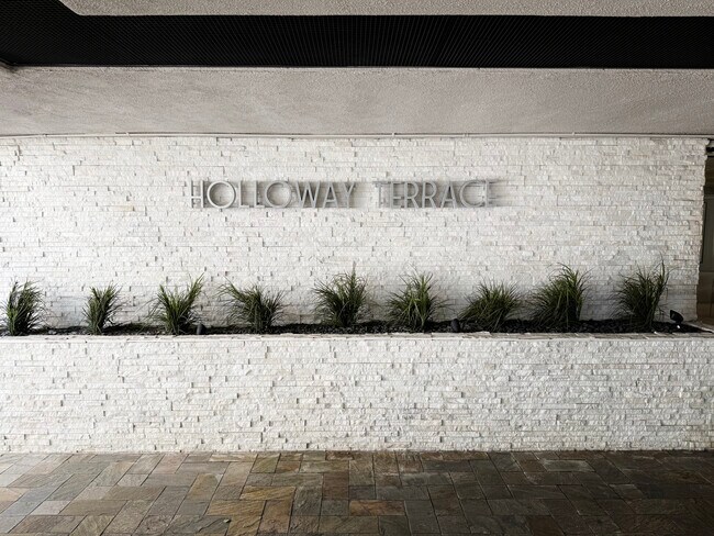 Front of Building - 8530 Holloway Dr