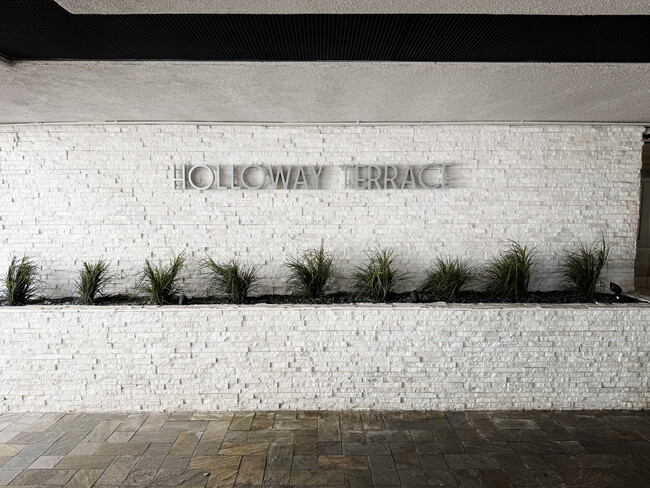Front of Building - 8530 Holloway Dr