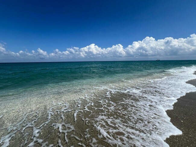 Foto del edificio - 5420 N Ocean Dr