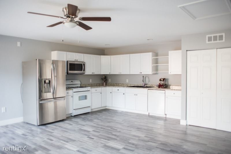 Primary Photo - 1 br, 1.5 bath Apartment - 1065 S Zuni St