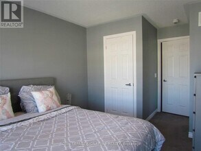 Building Photo - 434 Athabasca Cmn