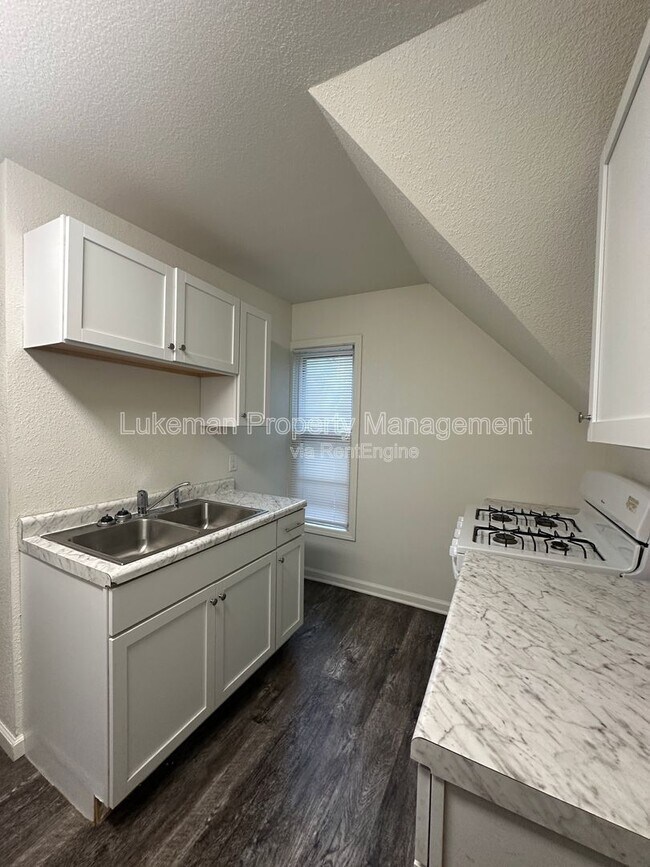 Foto del edificio - 1315 Mills St