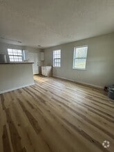 Building Photo - 1179 Pinecrest Rd
