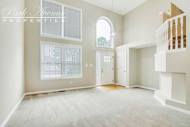Building Photo - 3308 Stone Castle Ct