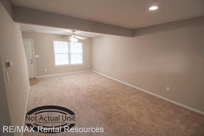 Building Photo - 4 br, 3 bath House - 4018 Snowy Owl Dr