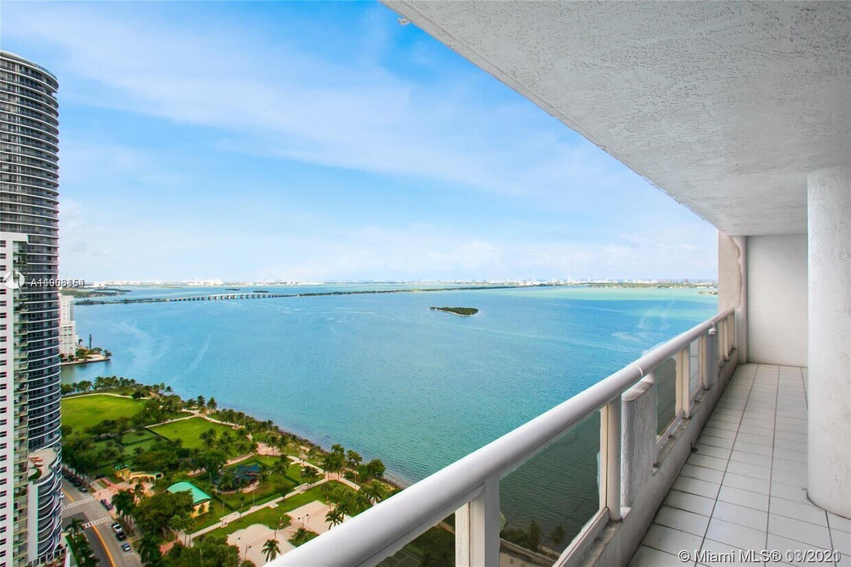 1717 N Bayshore Dr Unit A2442, Miami, FL 33132 Condo for Rent in