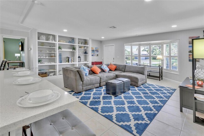 Foto del edificio - 222 SE 11th Ct