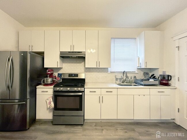 Foto del edificio - 104 Thompson St