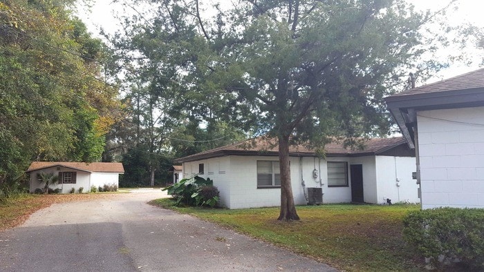 Primary Photo - 2117 Jammes Rd