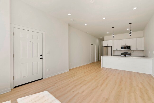 Foto del edificio - 521 N Lawndale Ave