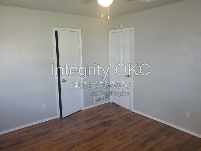 Building Photo - 6413 S Kelley Ave