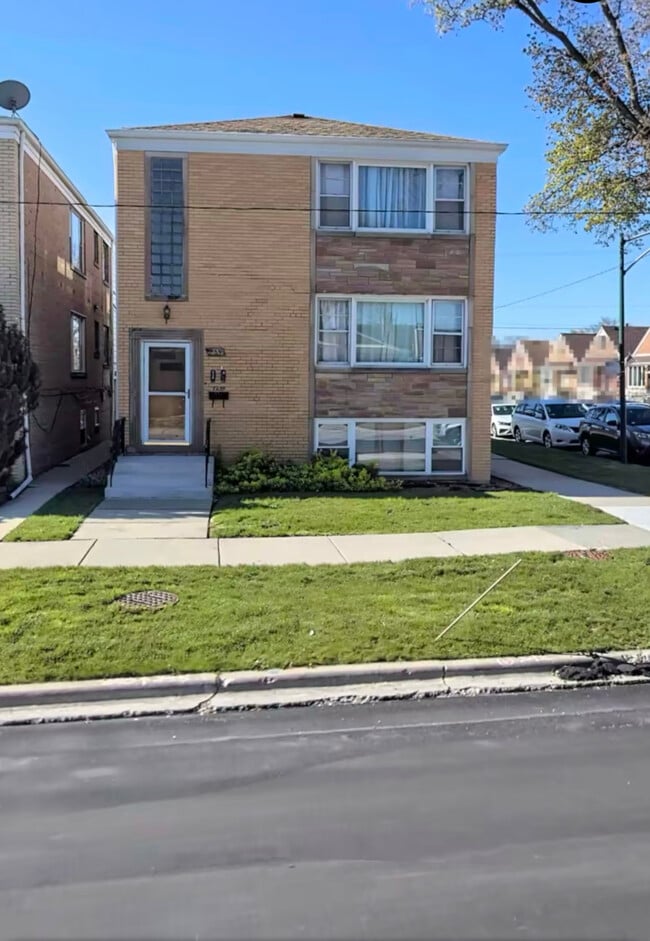 7259 W Howard St Unit GDN, Chicago, IL 60631 Apartments in Chicago