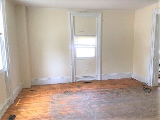 Foto del edificio - 98 N Main Ave