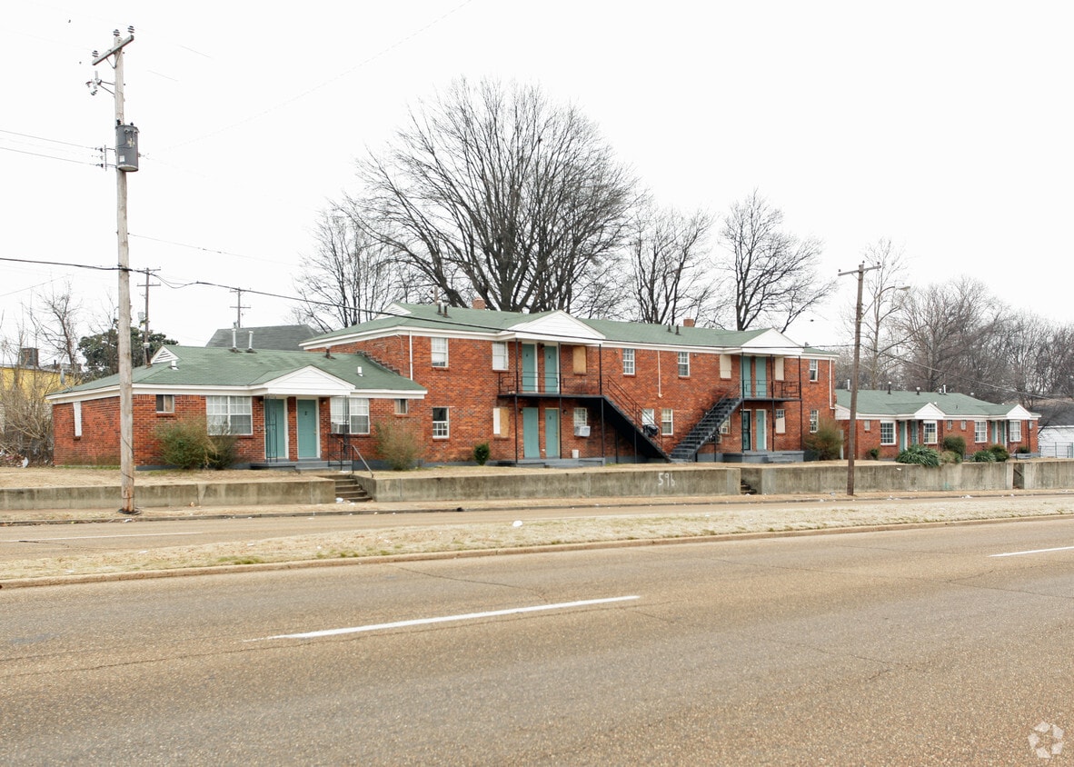 Primary Photo - 596 Danny Thomas Blvd Apartments