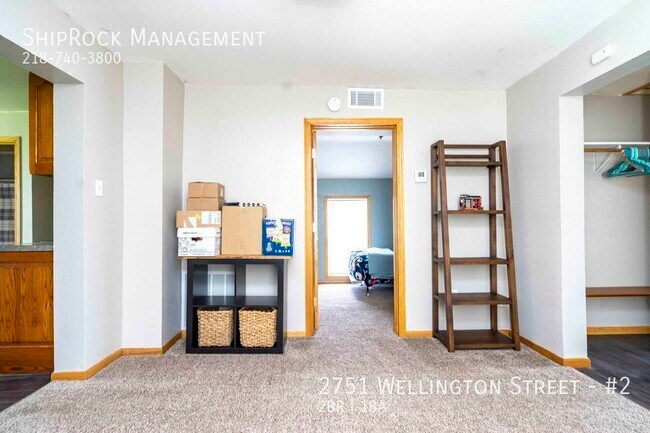 Foto del edificio - 2751 Wellington St